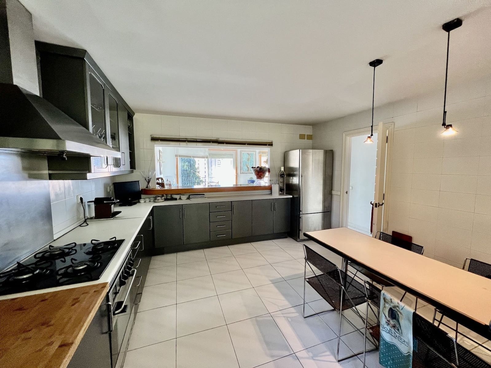 Villa for sale in Benidorm with pool garage - € 1,675,000 (Ref: 6742799)