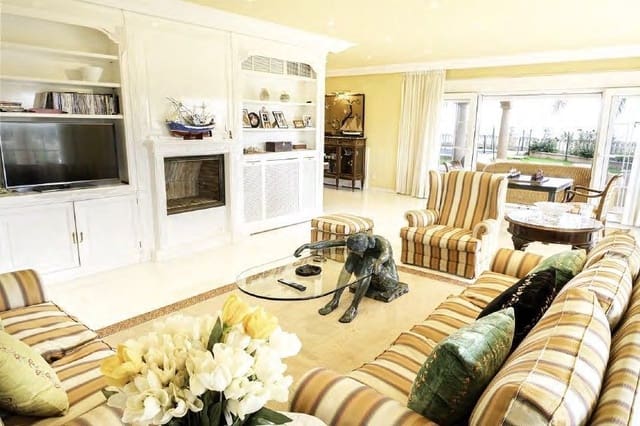 6 soverom Villa til salgs i La Villajoyosa / Vila Joiosa med svømmebasseng garasje - € 2 900 000 (Ref: 6742844)