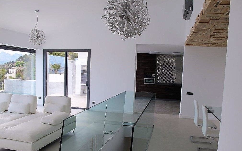 4 bedroom Villa for sale in Altea with pool garage - € 2,850,000 (Ref: 6761798)