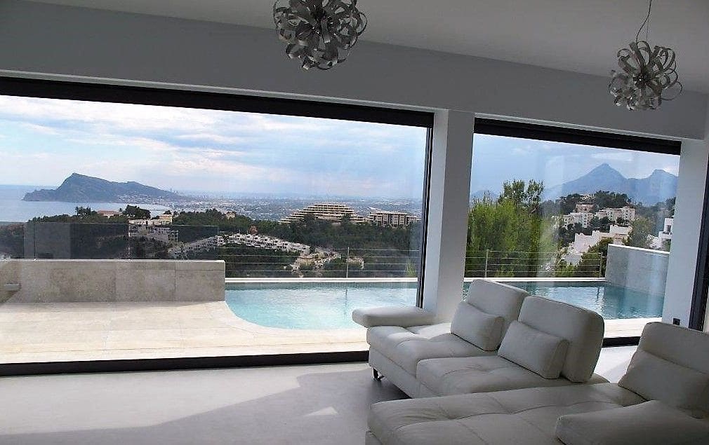 4 bedroom Villa for sale in Altea with pool garage - € 2,850,000 (Ref: 6761798)