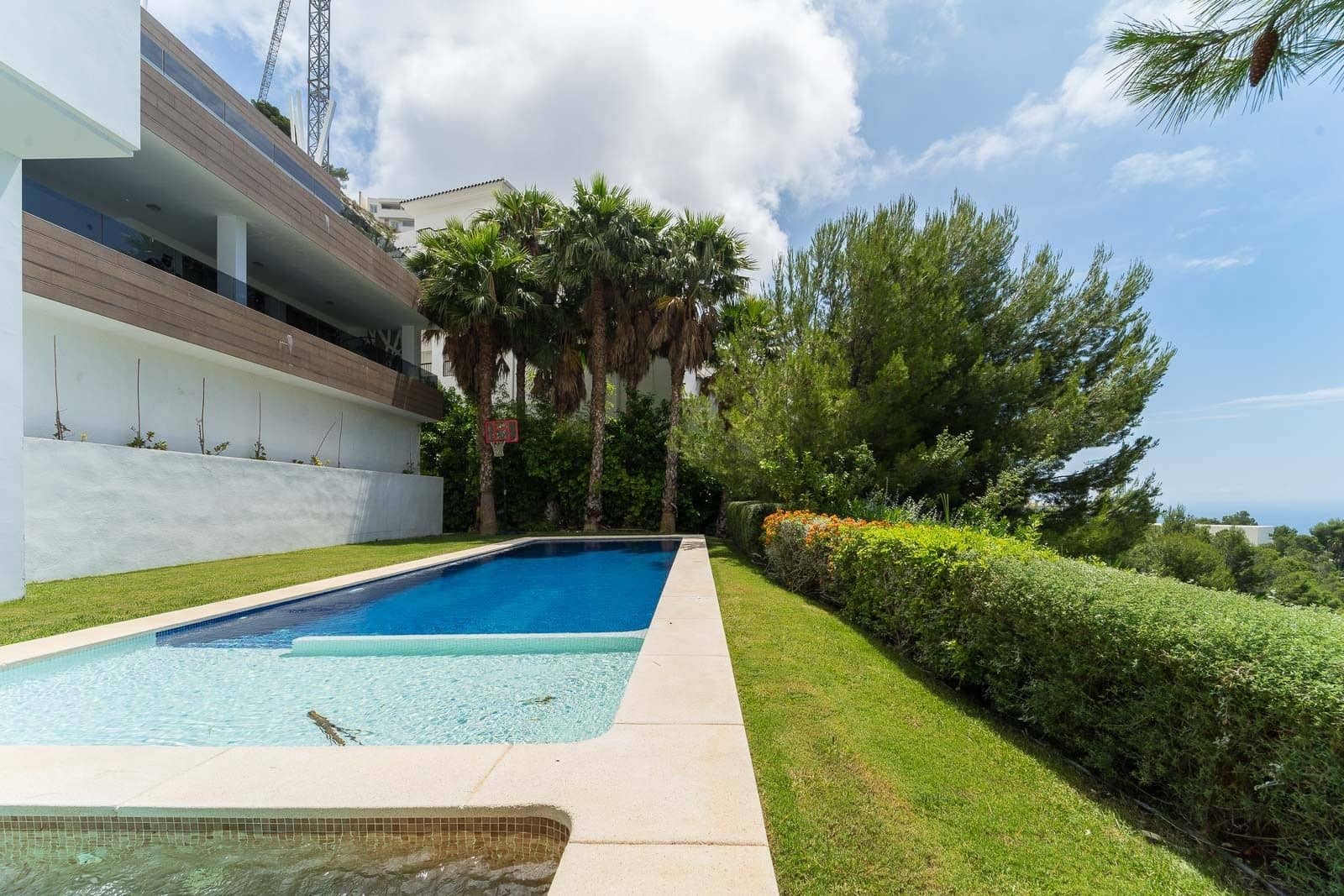 4 bedroom Villa for sale in Altea with pool garage - € 2,850,000 (Ref: 6761798)