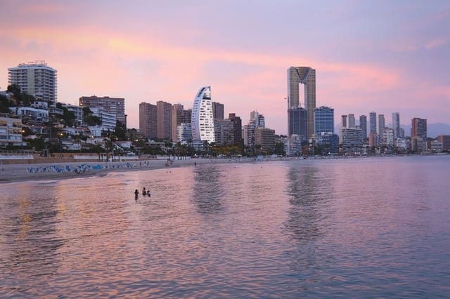 2 camera da letto Appartamento in vendita in Benidorm con piscina - 1.094.000 € (Rif: 7436423)