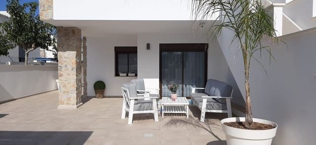 3 camera da letto Bungalow in vendita in Pilar de la Horadada con piscina garage - 395.000 € (Rif: 7465772)