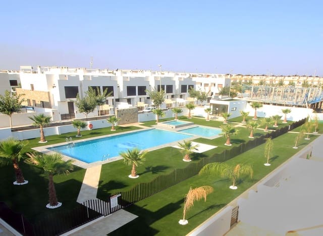 3 camera da letto Bungalow in vendita in Pilar de la Horadada con piscina garage - 395.000 € (Rif: 7465772)