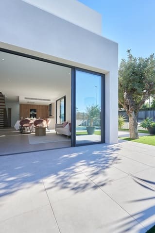 4 soverom Villa til salgs i San Juan de Alicante / Sant Joan d'Alacant med svømmebasseng garasje - € 730 000 (Ref: 7513376)