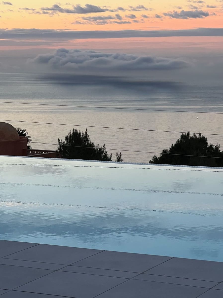 5 bedroom Villa for sale in Altea with pool garage - € 3,500,000 (Ref: 7527887)