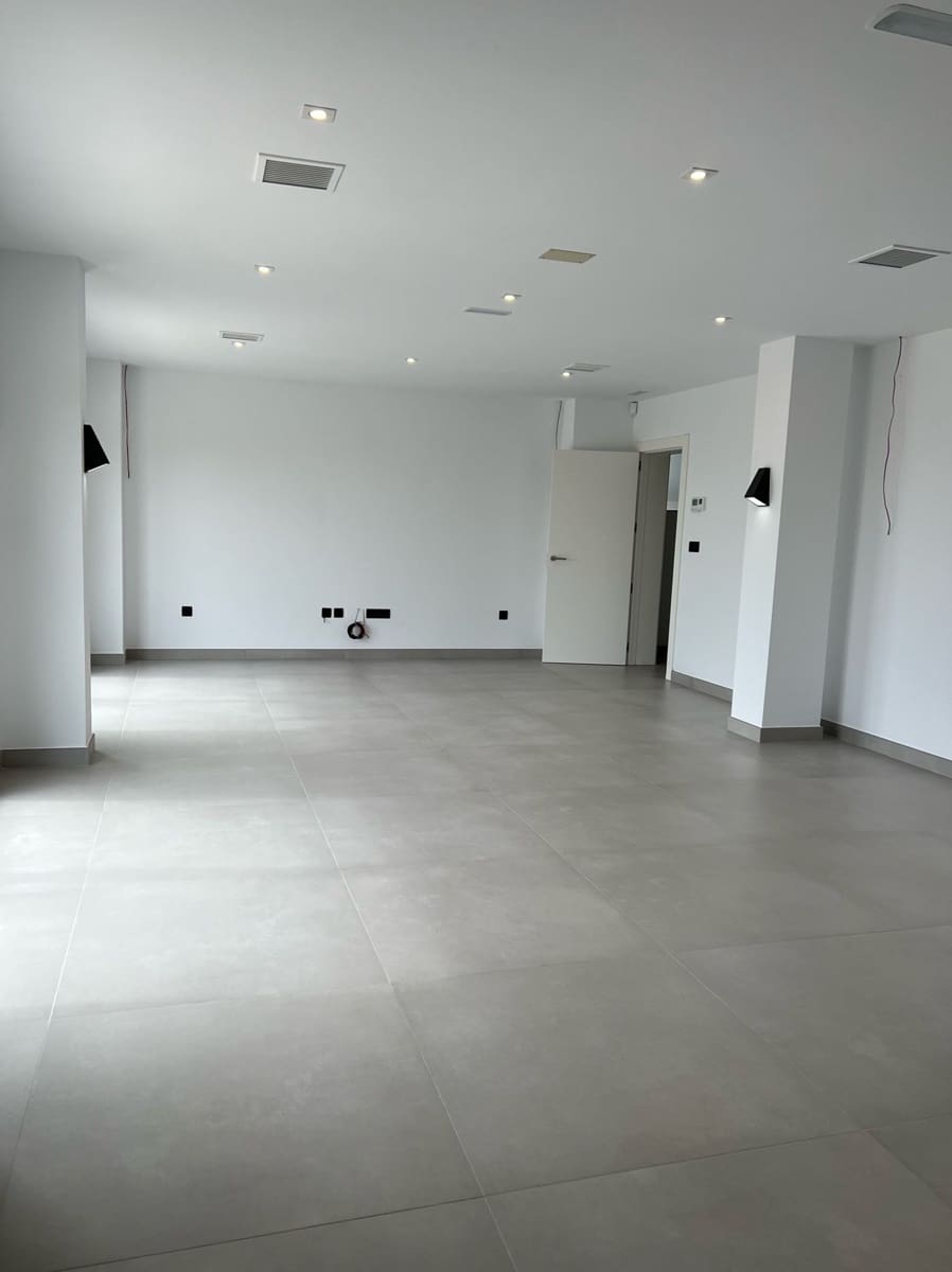 5 bedroom Villa for sale in Altea with pool garage - € 3,500,000 (Ref: 7527887)