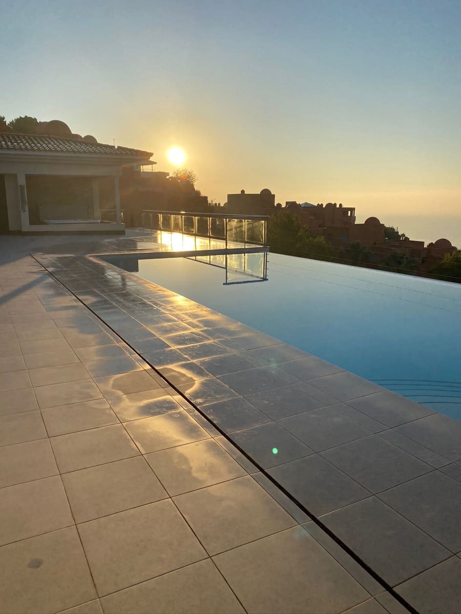 5 bedroom Villa for sale in Altea with pool garage - € 3,500,000 (Ref: 7527887)