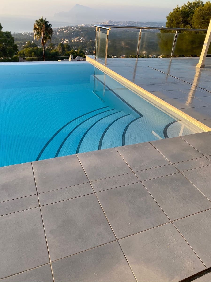 5 bedroom Villa for sale in Altea with pool garage - € 3,500,000 (Ref: 7527887)