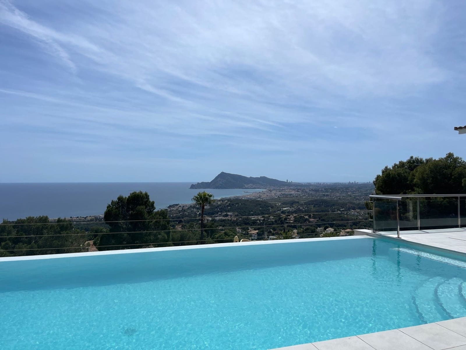 5 bedroom Villa for sale in Altea with pool garage - € 3,500,000 (Ref: 7527887)