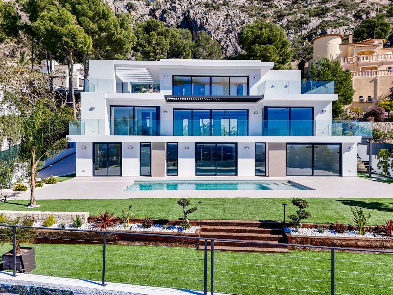 4 slaapkamer Villa te koop in Altea met zwembad garage - € 2.690.000 (Ref: 7575619)