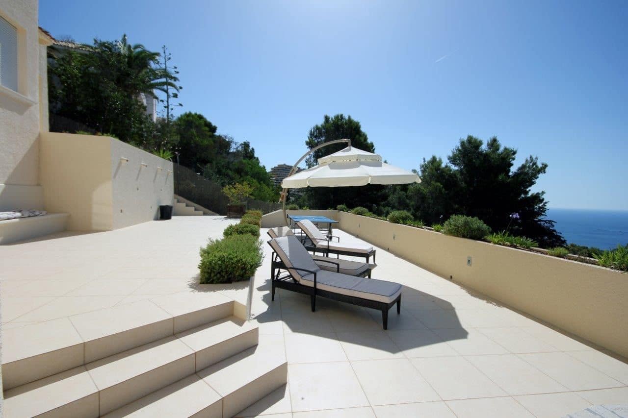 4 bedroom Villa for sale in Altea with pool garage - € 1,099,000 (Ref: 7636700)