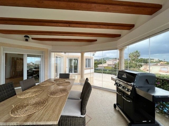 6 bedroom Villa for sale in Javea / Xabia with pool garage - € 925,000 (Ref: 7657041)