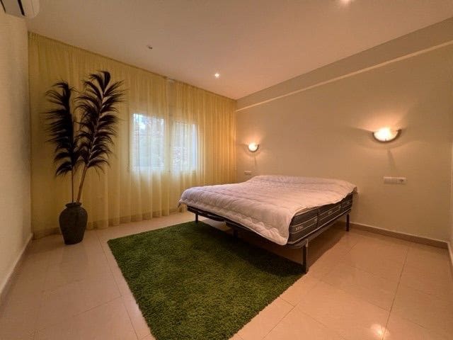 6 bedroom Villa for sale in Javea / Xabia with pool garage - € 925,000 (Ref: 7657041)