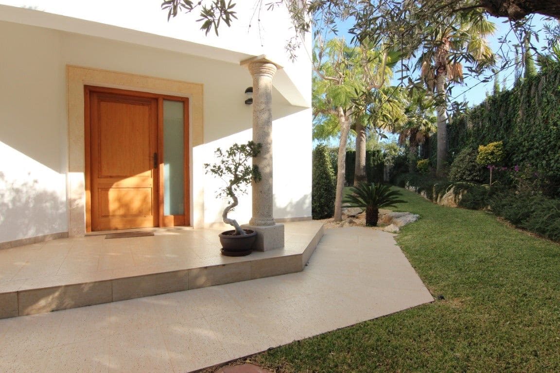 6 bedroom Villa for sale in Javea / Xabia with pool garage - € 925,000 (Ref: 7657041)