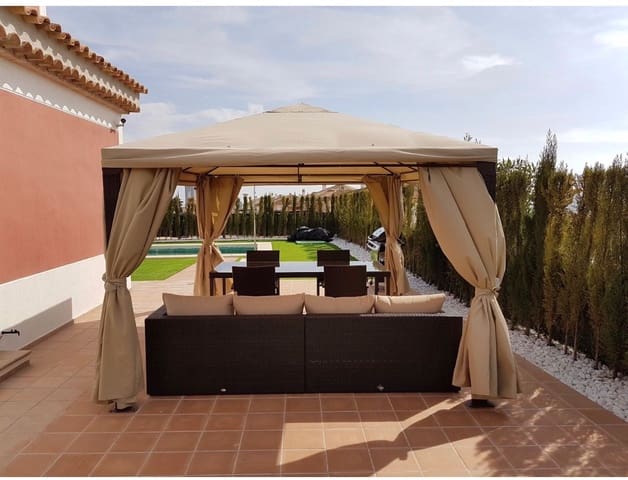 4 bedroom Villa for sale in Benidorm with pool garage - € 810,000 (Ref: 7659263)