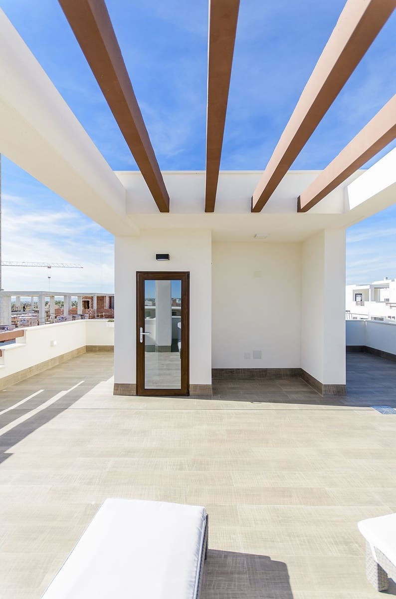3 soveværelse Villa til salg i Almeria by med swimmingpool garage - € 459.000 (Ref: 7683912)