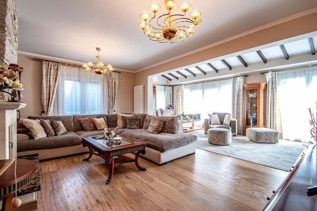 5 soverom Villa til salgs i Moraira med svømmebasseng garasje - € 1 365 000 (Ref: 7689491)