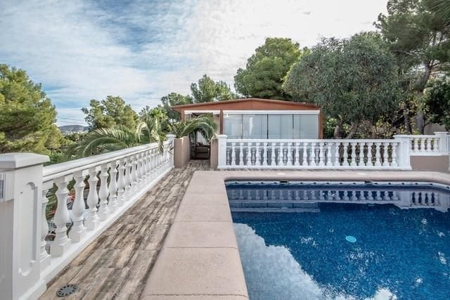 5 soverom Villa til salgs i Moraira, Teulada-Moraira med svømmebasseng garasje - € 1 365 000 (Ref: 7689491)
