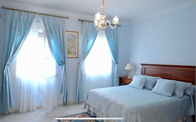 Chalet de 5 habitaciones en Finestrat en venta con garaje - 899.000 € (Ref: 7695092)