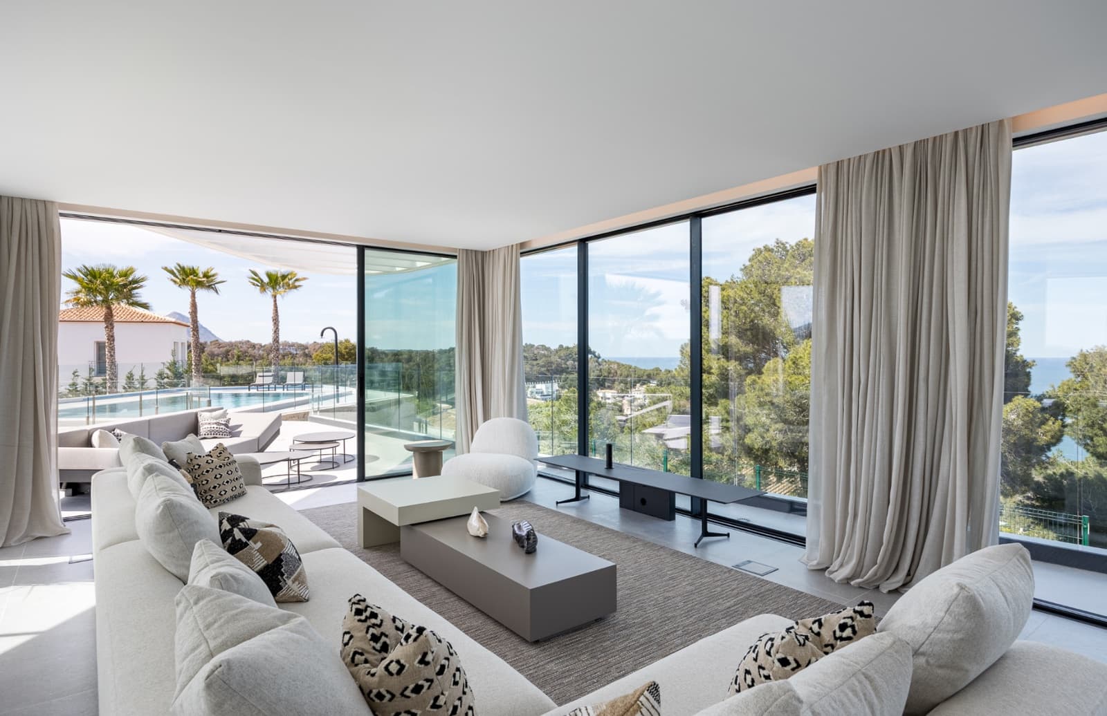 5 bedroom Villa for sale in Javea / Xabia with pool - € 3,995,000 (Ref: 7710830)