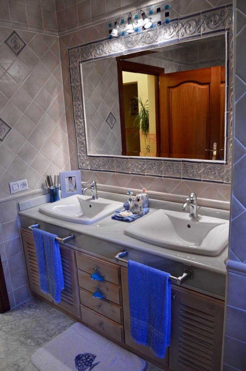 5 chambre Villa/Maison à vendre à La Nucia avec piscine garage - 840 000 € (Ref: 7731169)