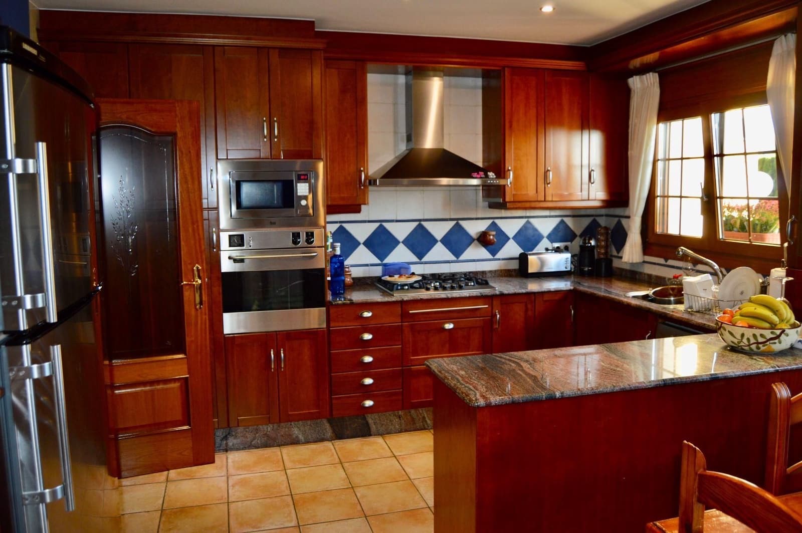 5 chambre Villa/Maison à vendre à La Nucia avec piscine garage - 840 000 € (Ref: 7731169)