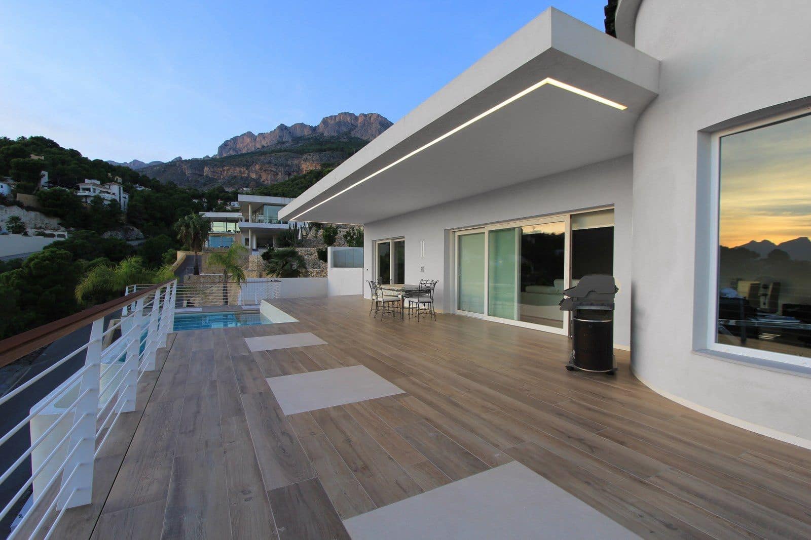 3 soveværelse Villa til salg i Altea med swimmingpool garage - € 1.980.000 (Ref: 7773154)