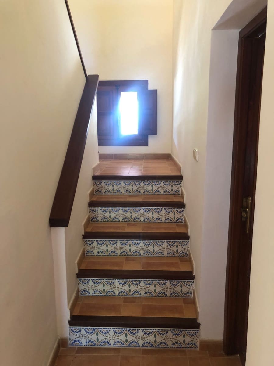 5 soveværelse Finca/Landehus til salg i Tarbena med swimmingpool garage - € 527.000 (Ref: 7787310)