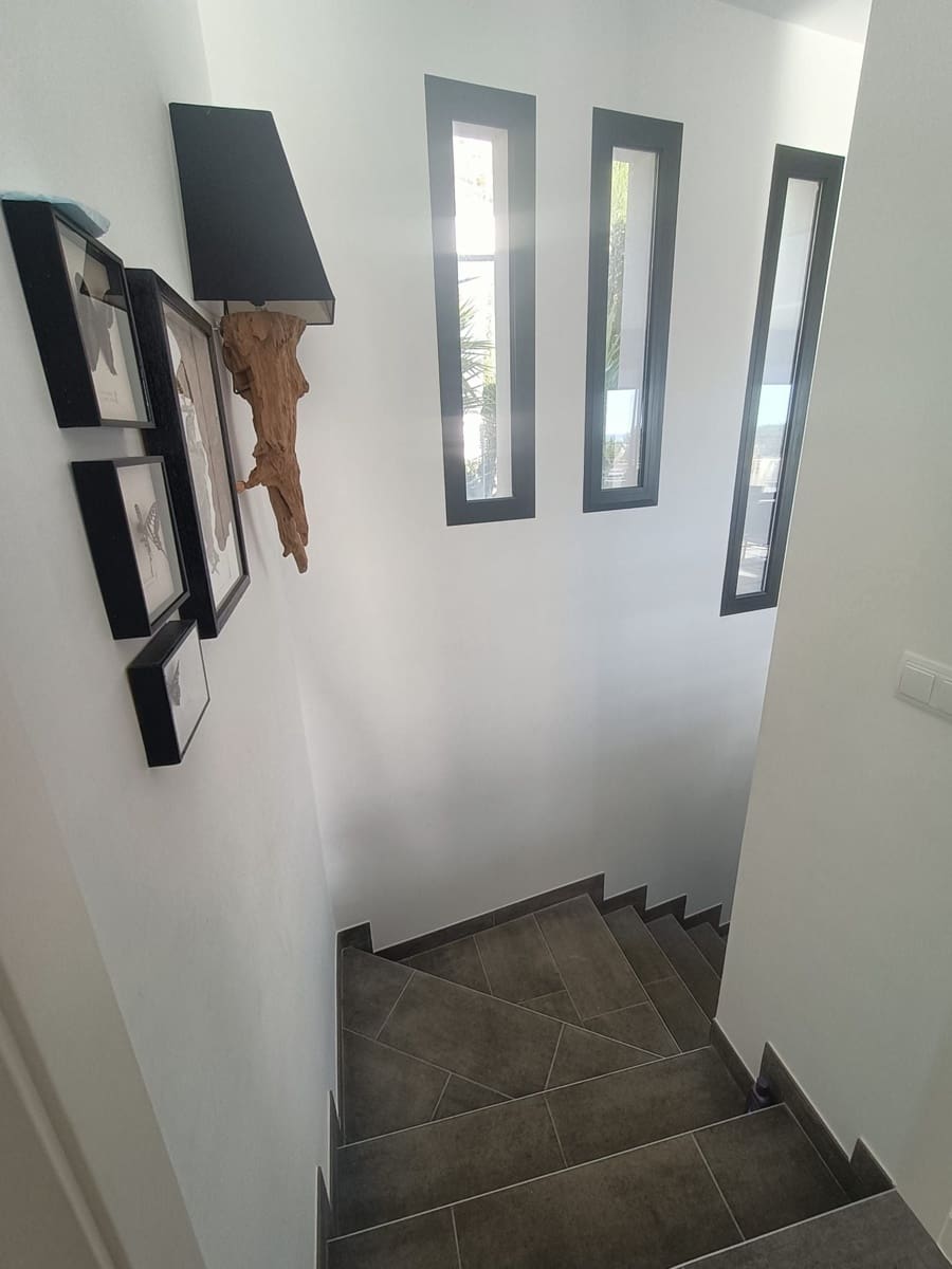 3 bedroom Villa for sale in Altea with pool garage - € 830,000 (Ref: 7847200)