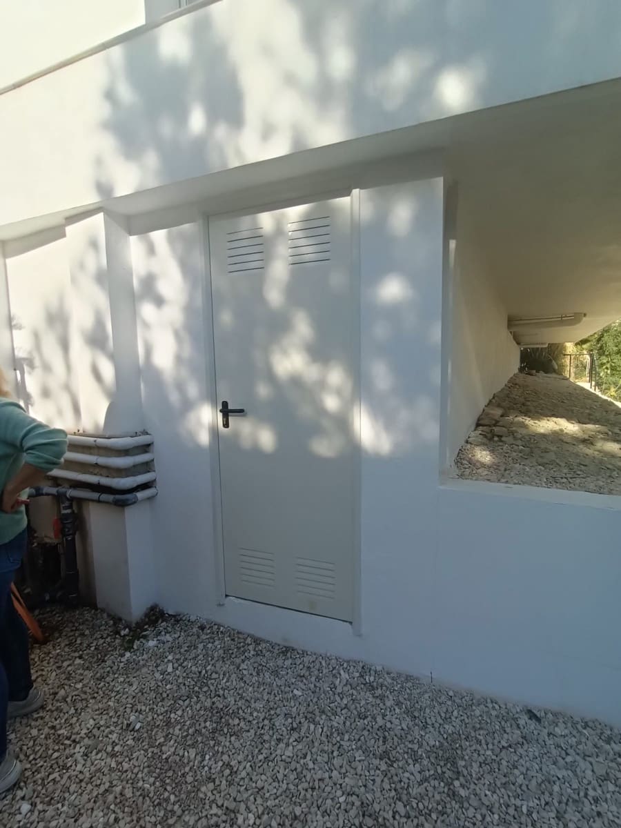 3 bedroom Villa for sale in Altea with pool garage - € 830,000 (Ref: 7847200)