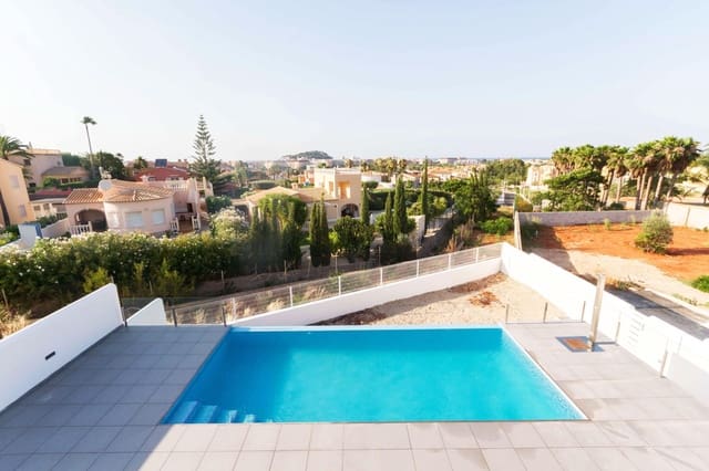 3 sovrum Villa till salu i Dénia med pool garage - 675 000 € (Ref: 7890568)