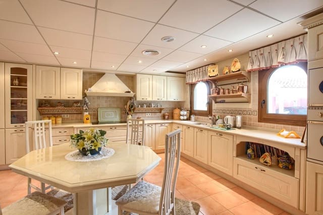 6 soverom Villa til salgs i Albir, Alfaz del Pi / L'Alfàs del Pi med svømmebasseng garasje - € 1 800 000 (Ref: 7954483)