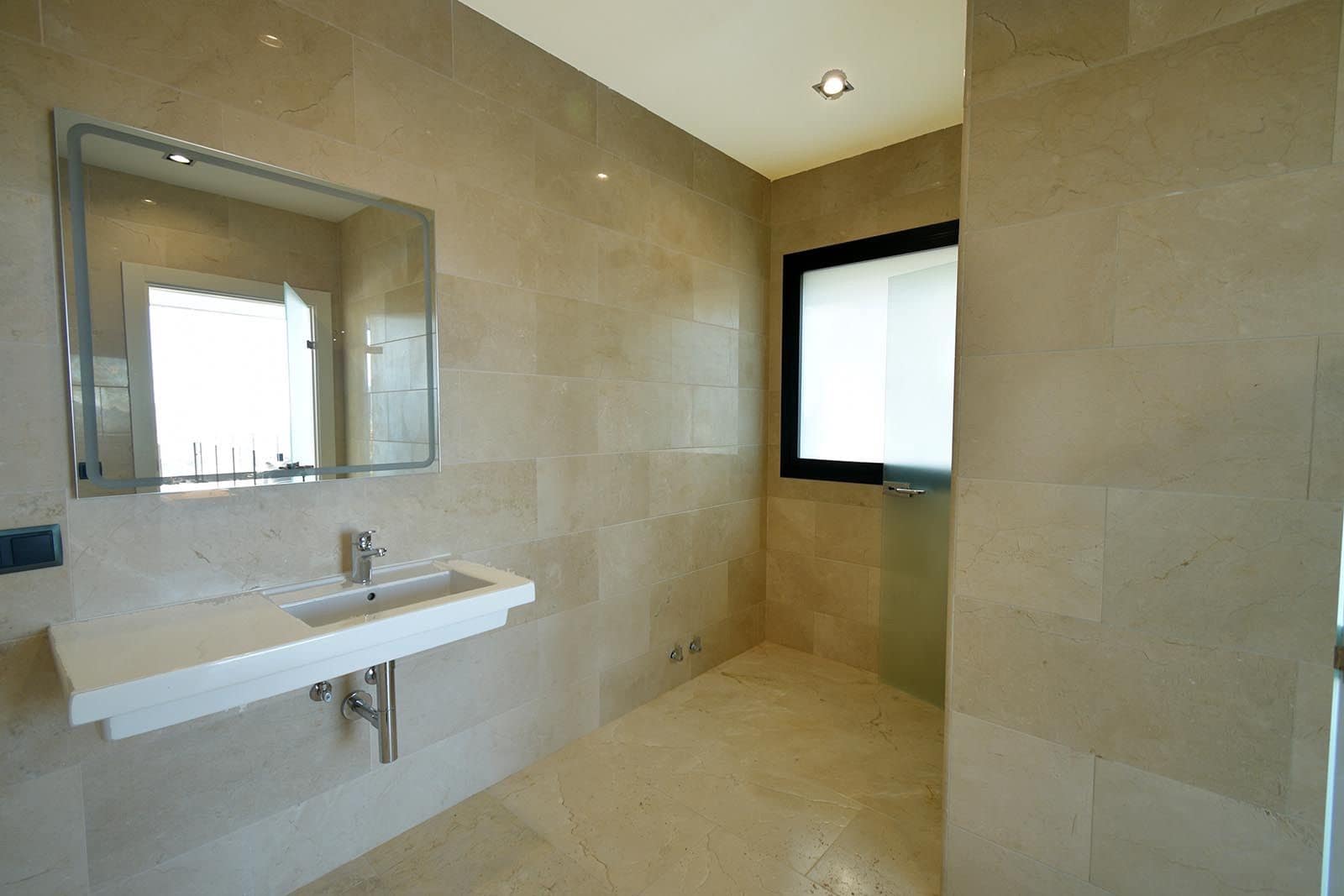 5 soverom Villa til salgs i Altea med svømmebasseng garasje - € 2 450 000 (Ref: 7979027)