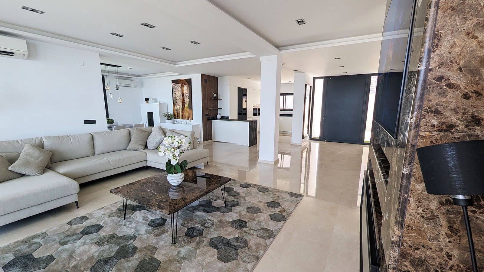 5 soverom Villa til salgs i Altea med svømmebasseng garasje - € 2 450 000 (Ref: 7979027)