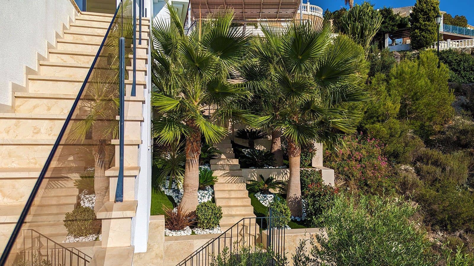 5 soverom Villa til salgs i Altea med svømmebasseng garasje - € 2 450 000 (Ref: 7979027)