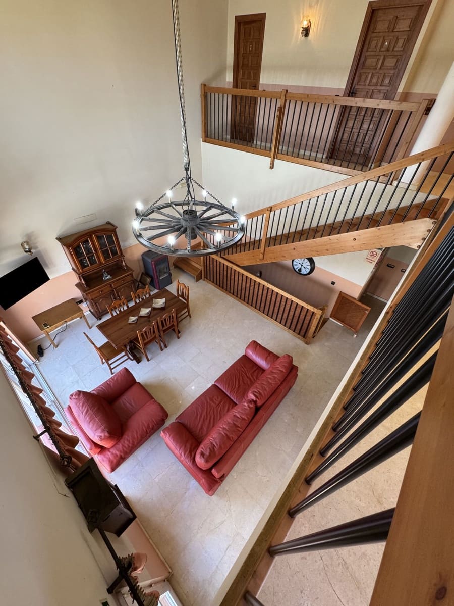 4 soveværelse Villa til salg i Callosa d'En Sarria med swimmingpool garage - € 420.000 (Ref: 8050805)