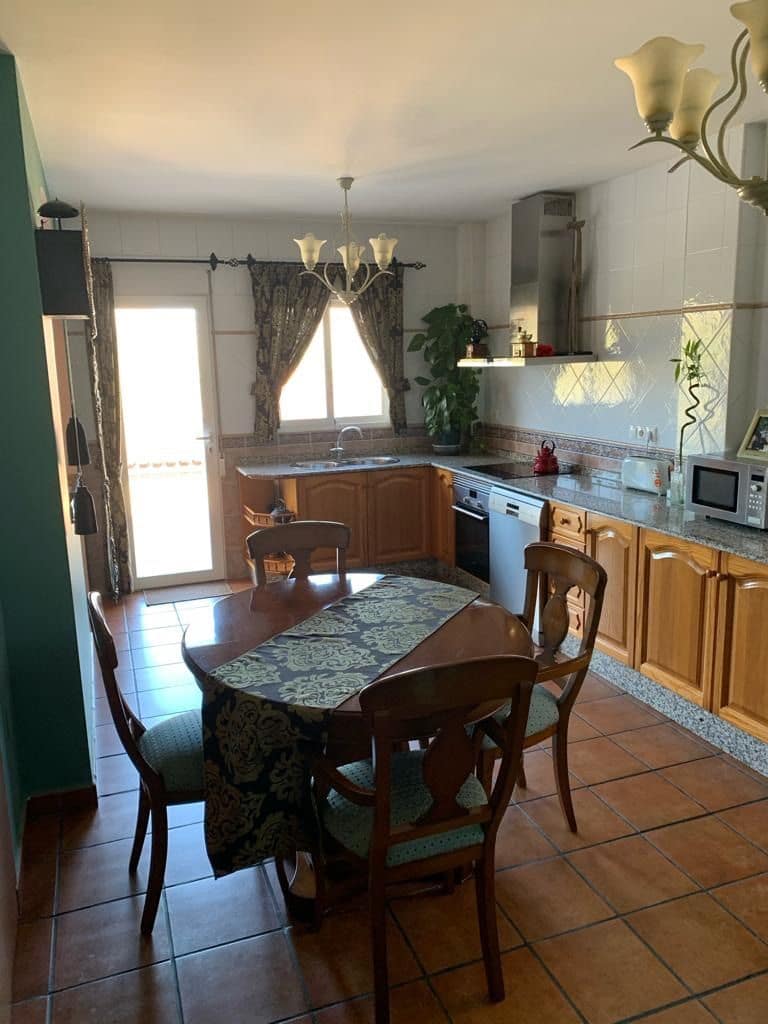 2 quarto Moradia para venda em Callosa d'En Sarria com piscina garagem - 674 000 € (Ref: 8050806)