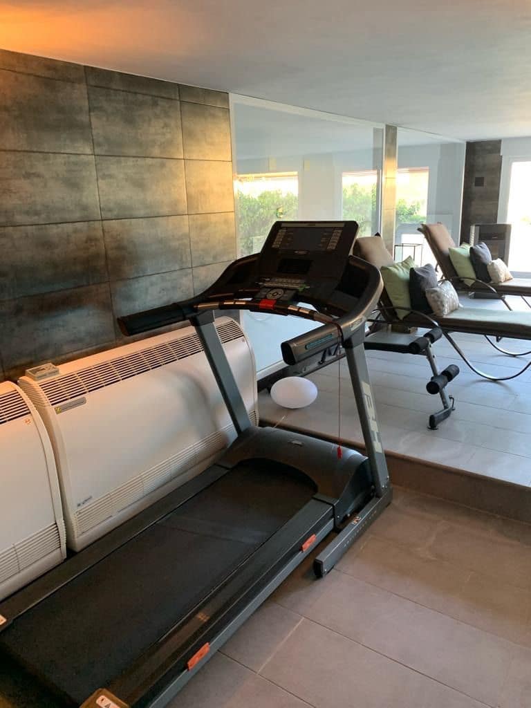 2 quarto Moradia para venda em Callosa d'En Sarria com piscina garagem - 674 000 € (Ref: 8050806)