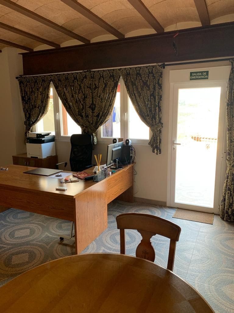 2 quarto Moradia para venda em Callosa d'En Sarria com piscina garagem - 674 000 € (Ref: 8050806)