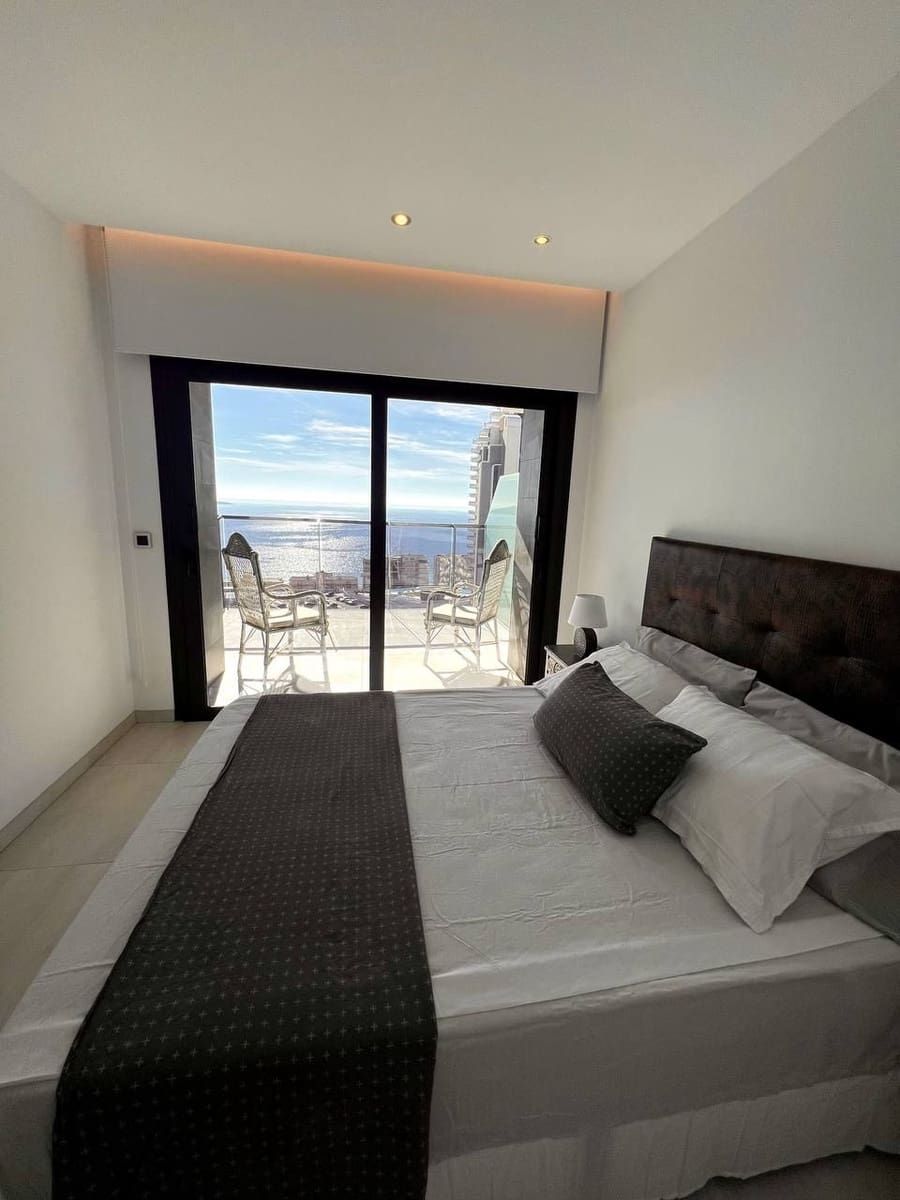 3 slaapkamer Appartement te koop in Benidorm met zwembad garage - € 700.000 (Ref: 8062981)