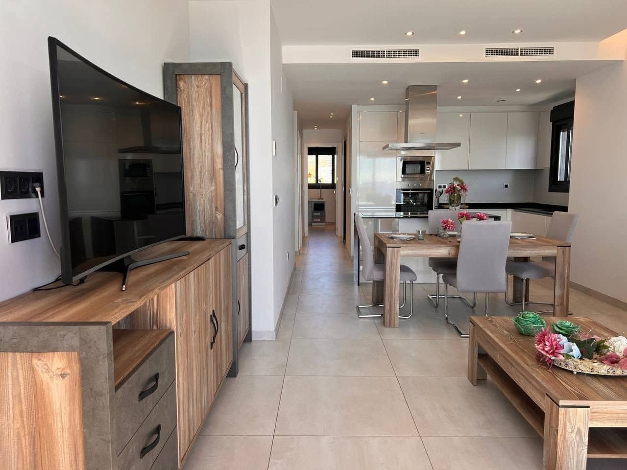 3 slaapkamer Appartement te koop in Benidorm met zwembad garage - € 700.000 (Ref: 8062981)