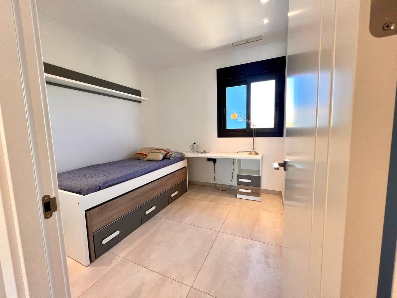 3 slaapkamer Appartement te koop in Benidorm met zwembad garage - € 700.000 (Ref: 8062981)