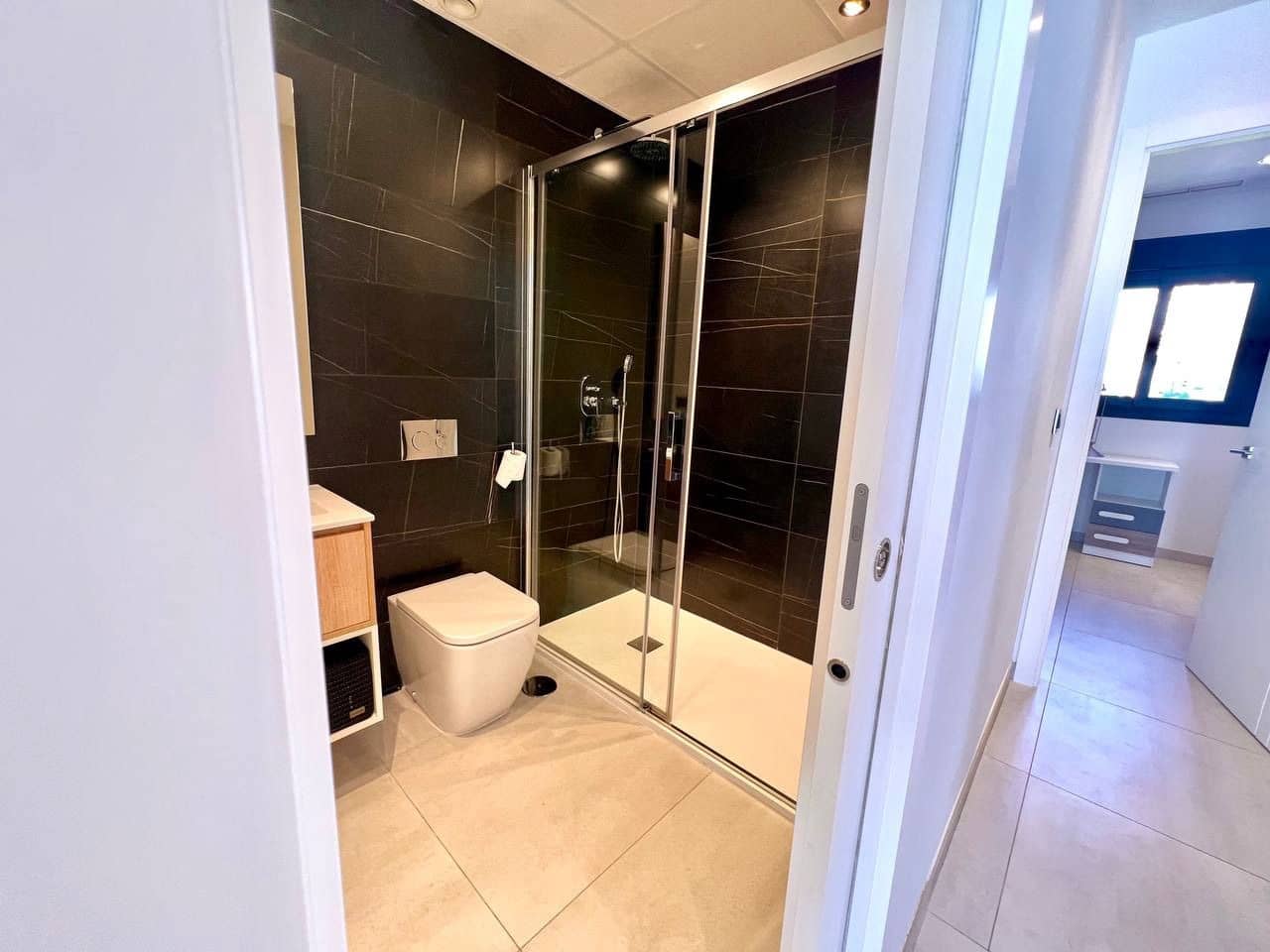 3 slaapkamer Appartement te koop in Benidorm met zwembad garage - € 700.000 (Ref: 8062981)