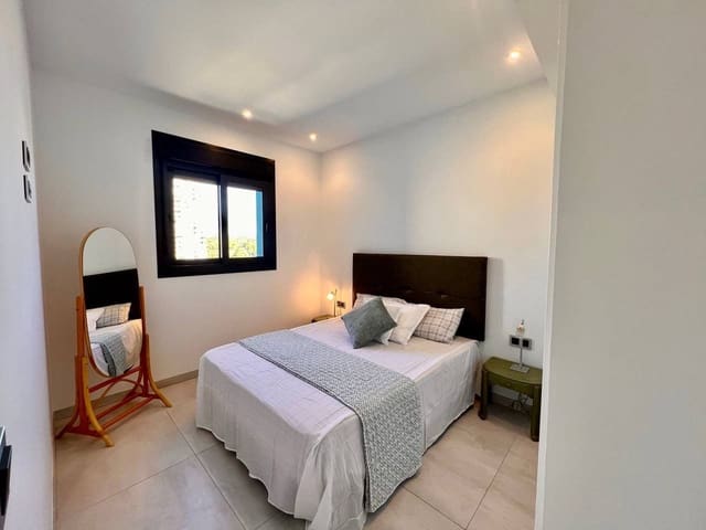 3 slaapkamer Appartement te koop in Benidorm met zwembad garage - € 700.000 (Ref: 8062981)