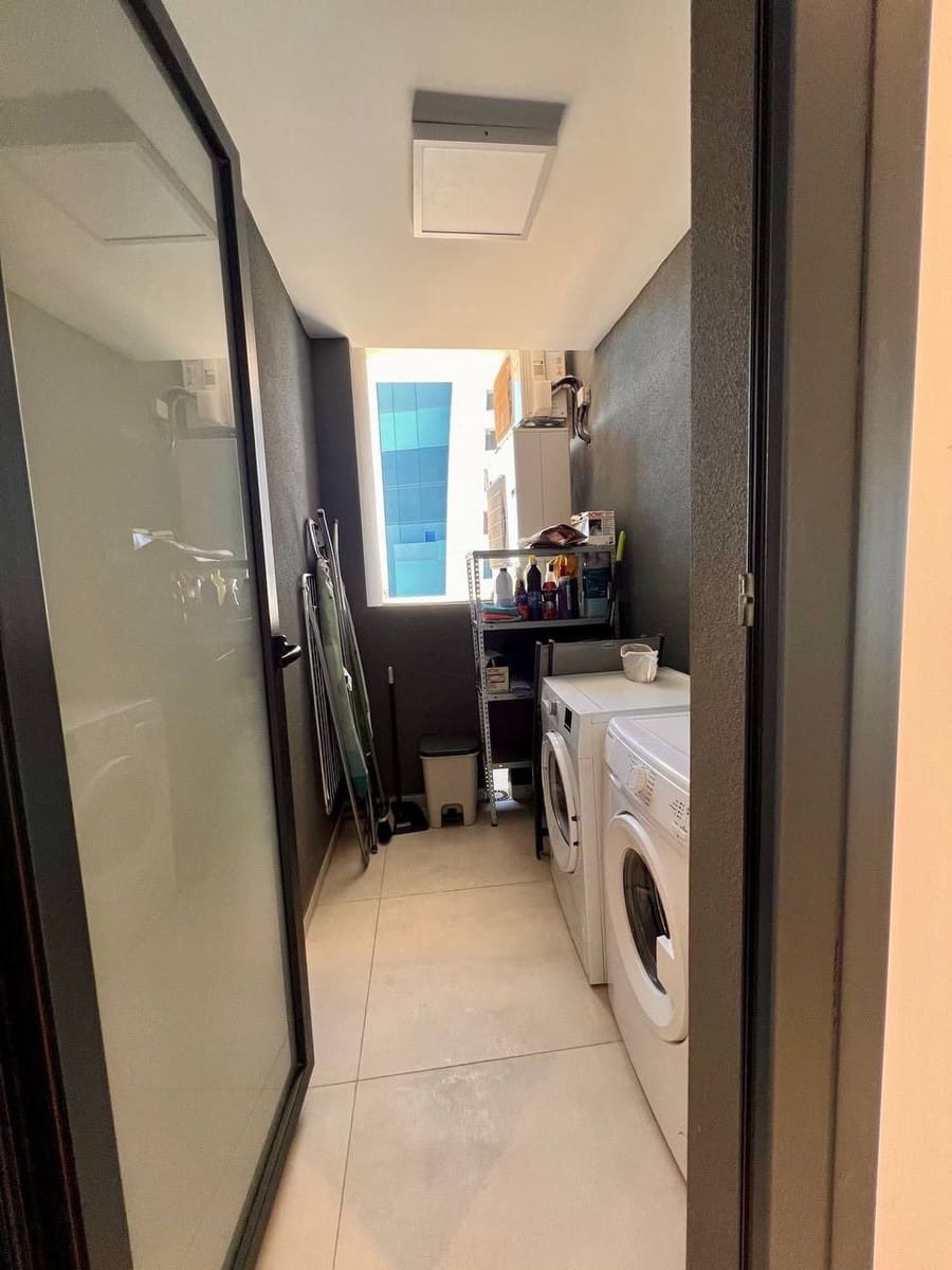 3 slaapkamer Appartement te koop in Benidorm met zwembad garage - € 700.000 (Ref: 8062981)