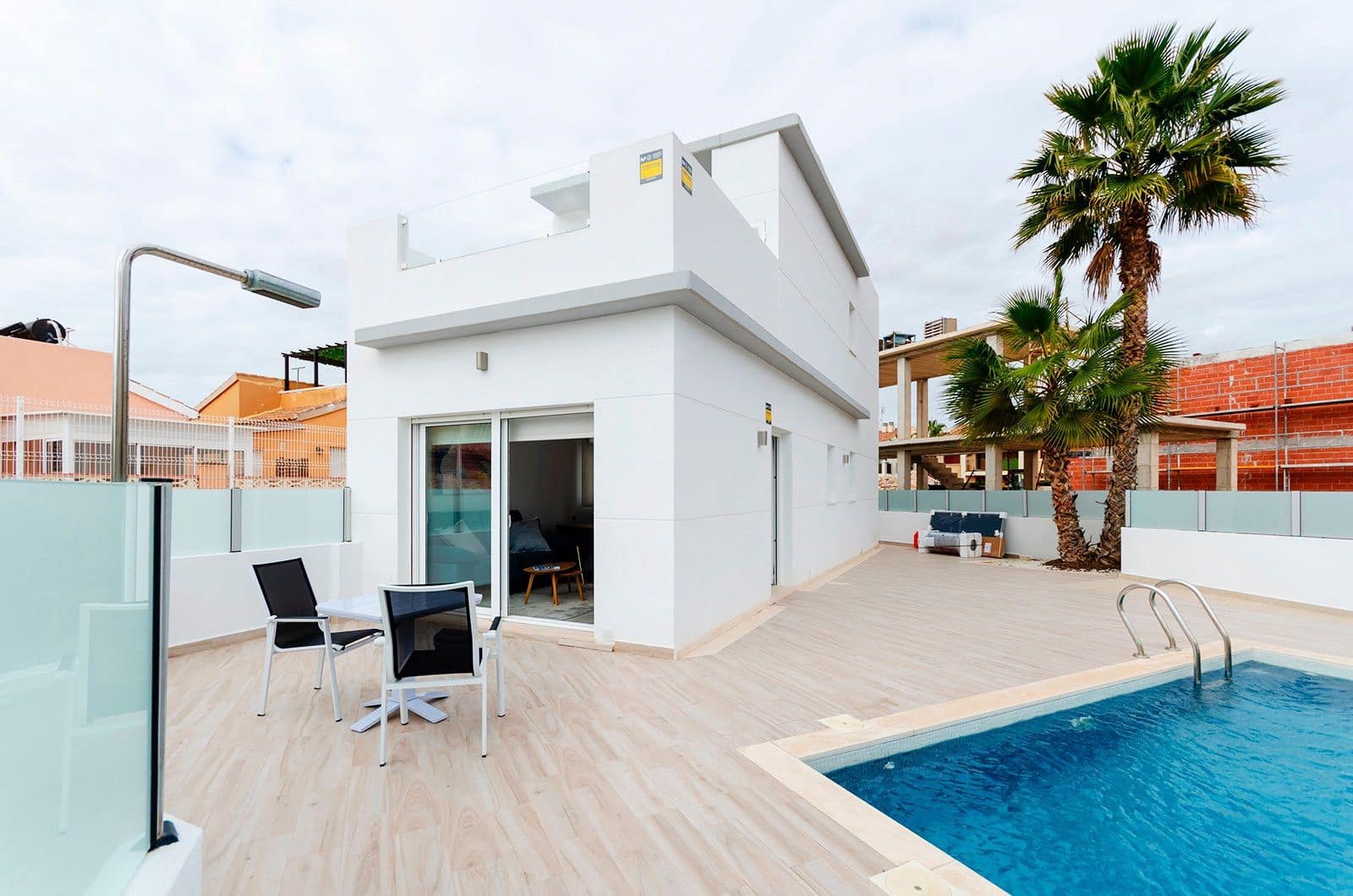 3 soveværelse Villa til salg i Torrevieja med swimmingpool garage - € 424.000 (Ref: 8065290)