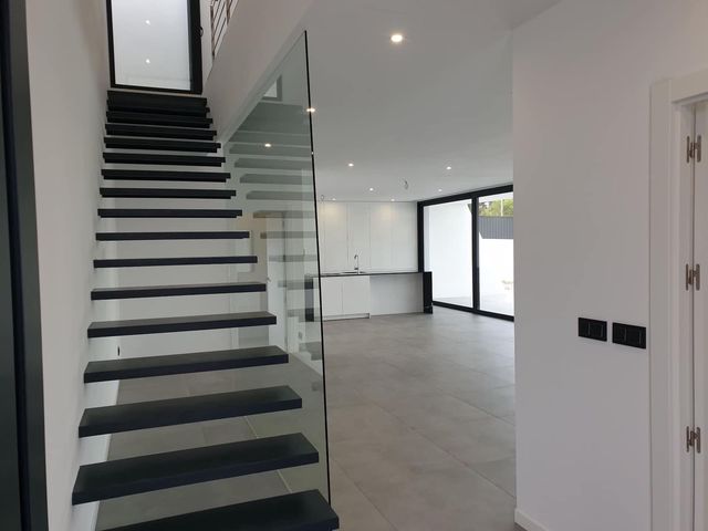4 slaapkamer Villa te koop in Calpe / Calp met zwembad garage - € 1.290.000 (Ref: 8113951)