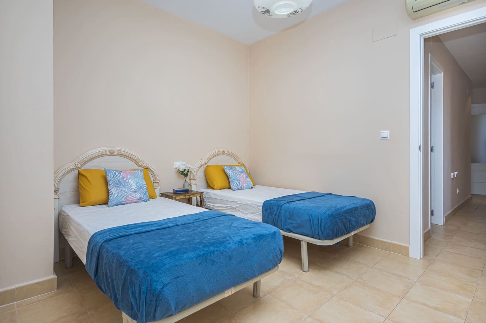 3 soveværelse Penthouse til salg i Benidorm med swimmingpool garage - € 450.000 (Ref: 8249739)