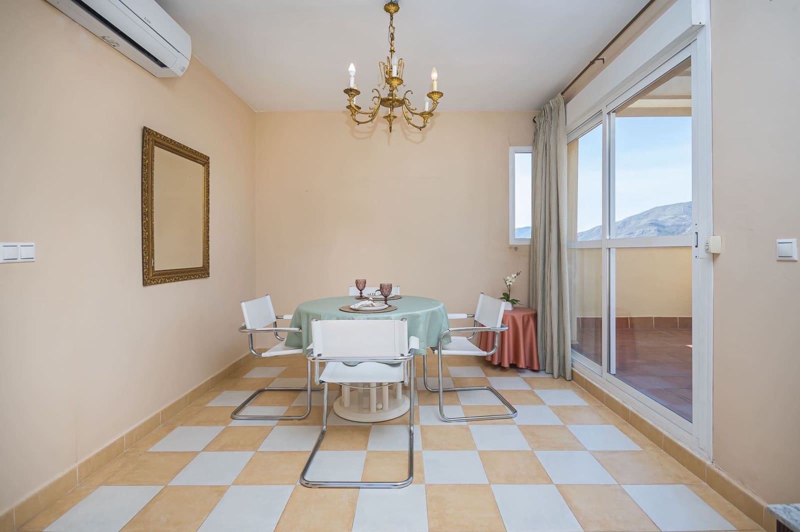 3 soveværelse Penthouse til salg i Benidorm med swimmingpool garage - € 450.000 (Ref: 8249739)